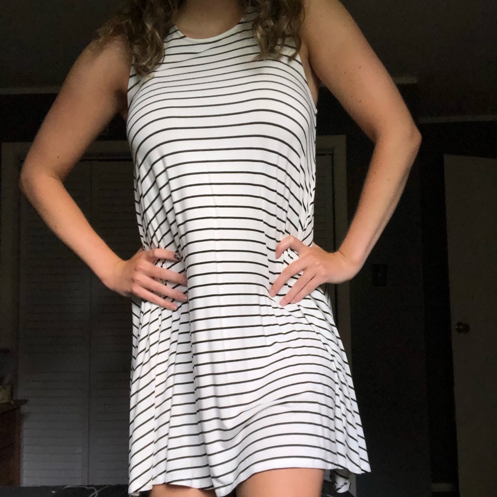 American eagle black/white striped flowy dress